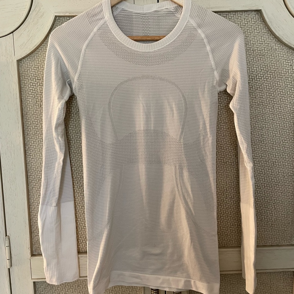 Lululemon Long Sleeve Top